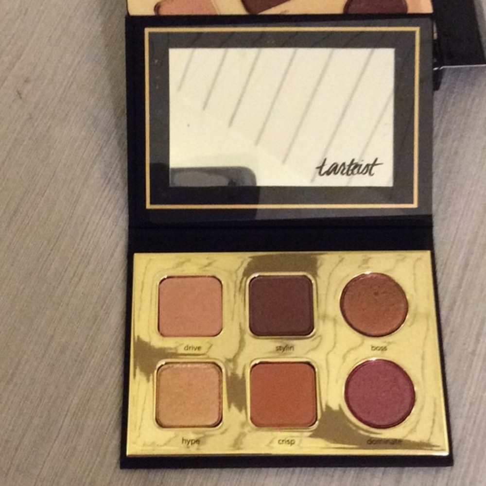 New TARTE Tarteist Pro To Go Palette - Picture 3 of 5